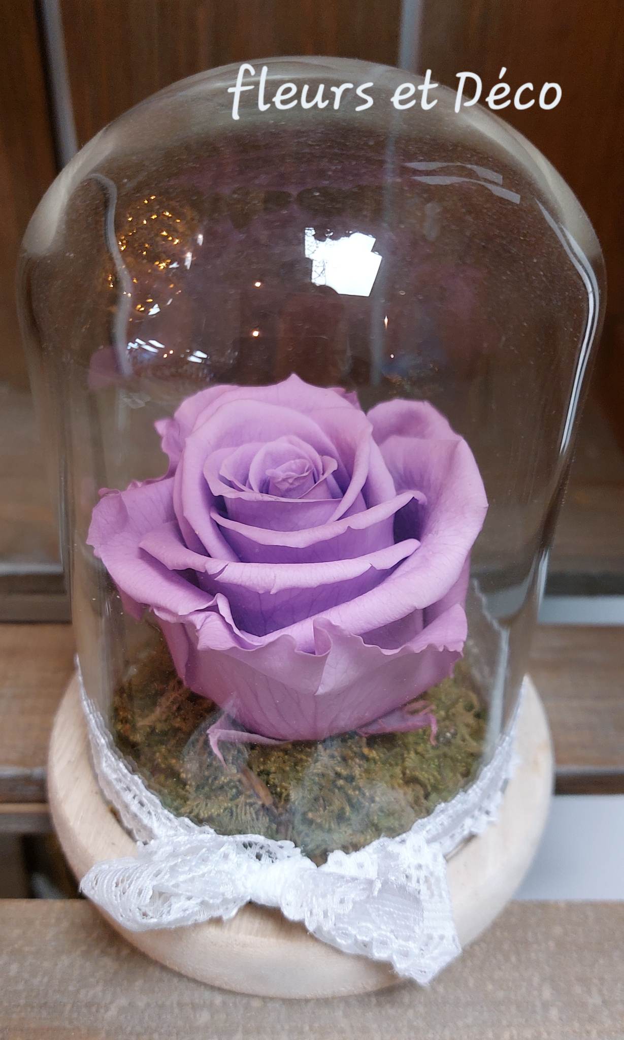 Rose éternelle violette sous cloche Diam10 | Fleurs et Déco